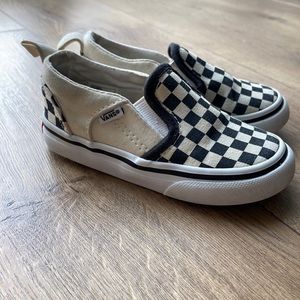 Checkered Vans size 6 toddler